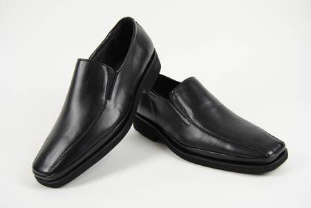 Foto zapato clásico de piel negro foto 937684