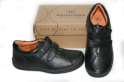 Foto Zapato De Colegio De Color Negro Marca Garvalín. Ver Tallas. foto 950578