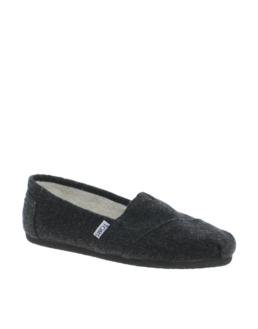 Foto Zapatos planos de lana en negro de TOMS Negro